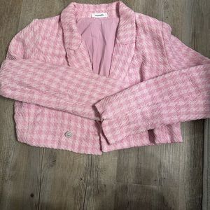 Cropped tweed blazer w/ pearl buttons